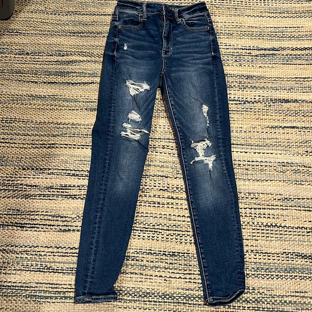 Like New! American Eagle Super Stretch Super High Rise Jegging Size 0 Short